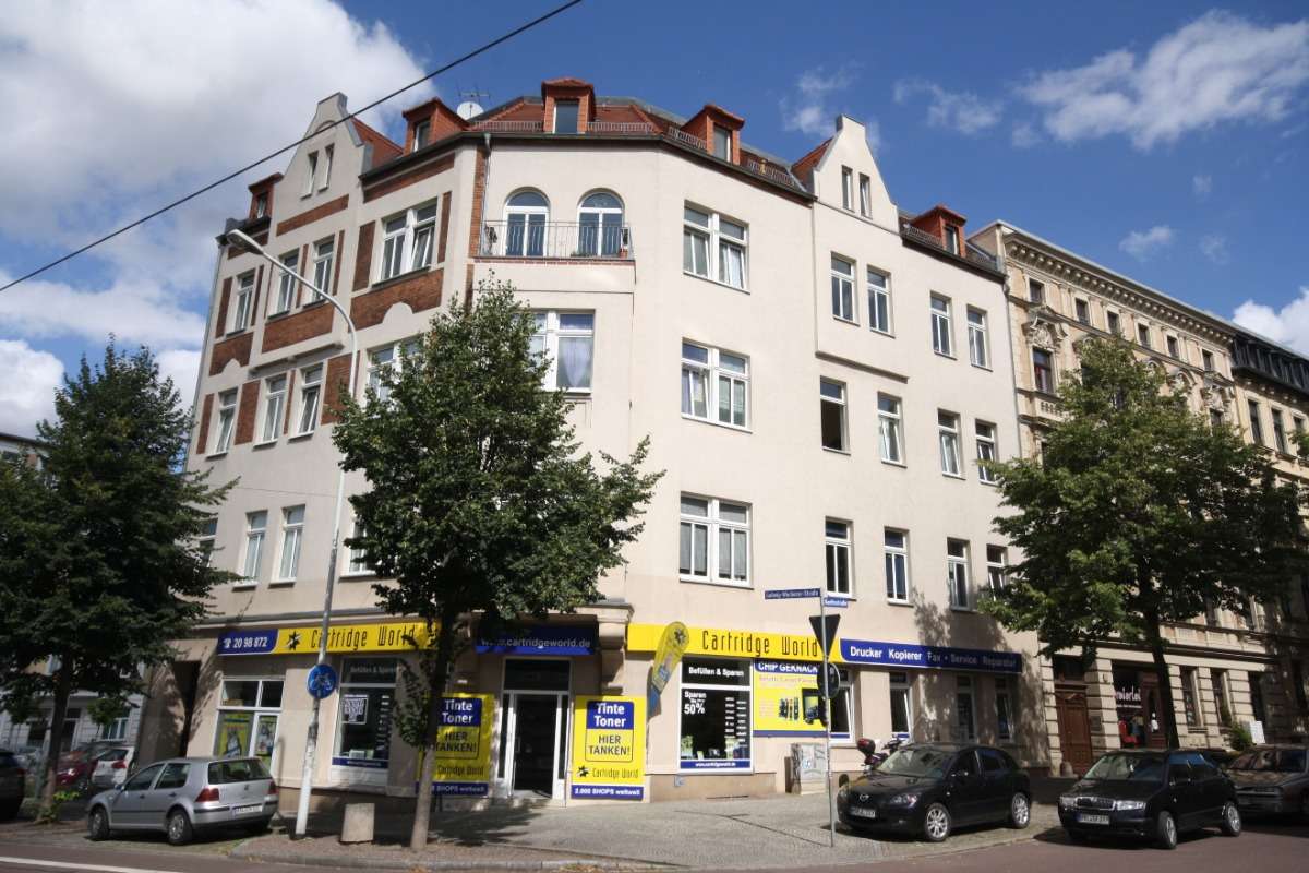 Thumbnail-Wohnung zum Mieten in Halle 915,00 € 114.15 m²