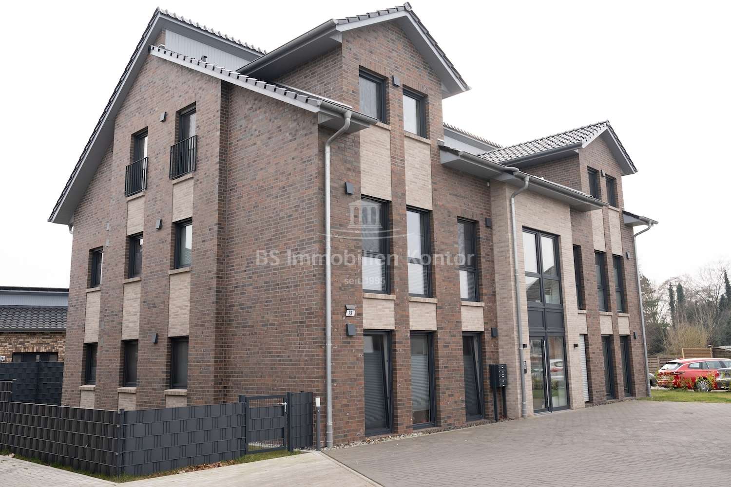Thumbnail-Wohnung zum Kaufen in Ostrhauderfehn 248.000,00 € 72.4 m²