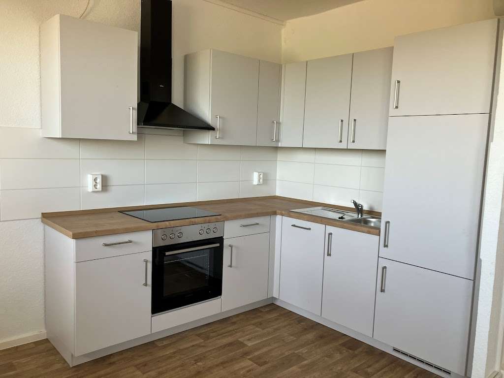 Thumbnail-Wohnung zum Mieten in Halle (Saale) 525,92 € 70.37 m²