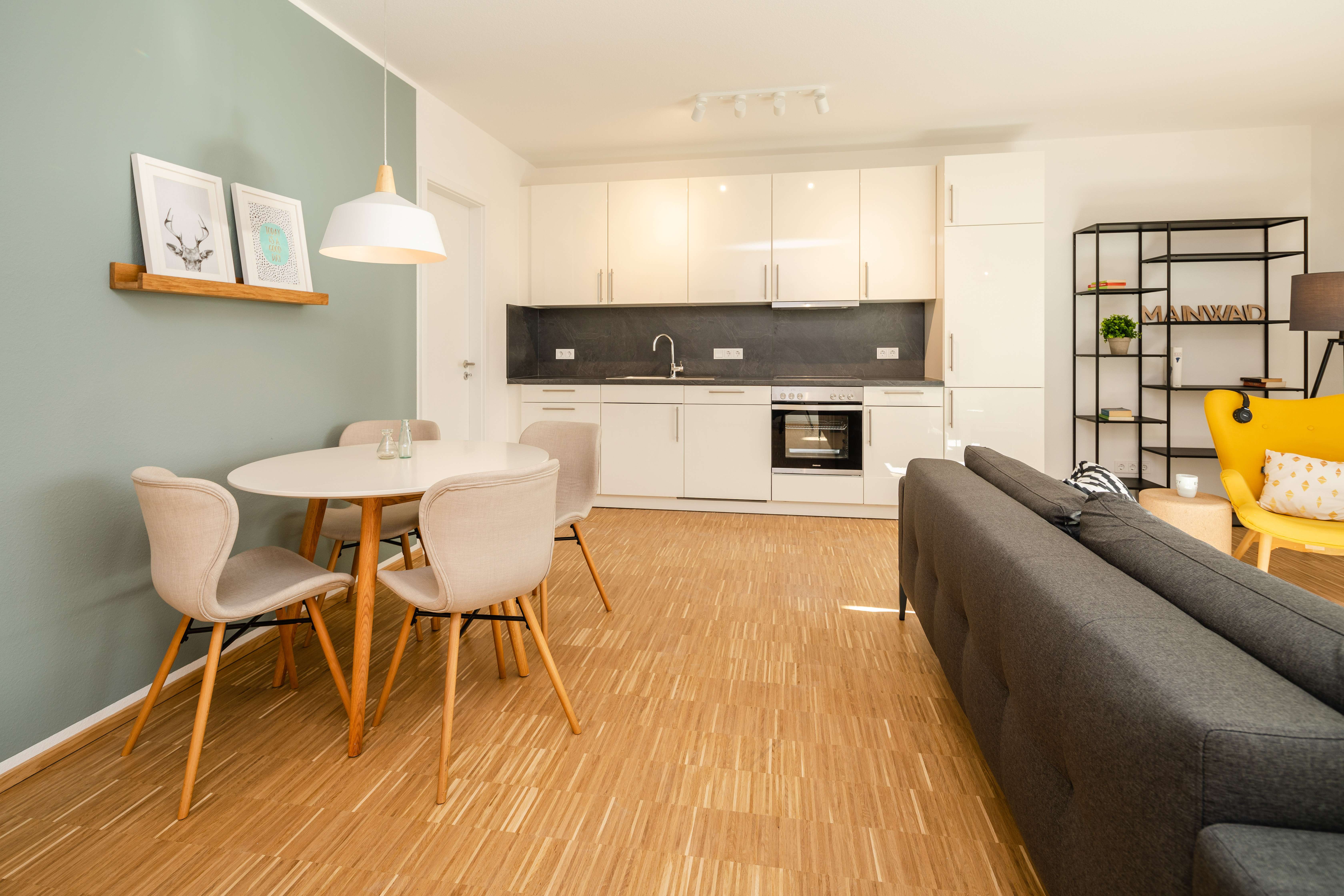 Thumbnail-Wohnung zum Mieten in Frankfurt am Main 1.829,03 € 110.85 m²