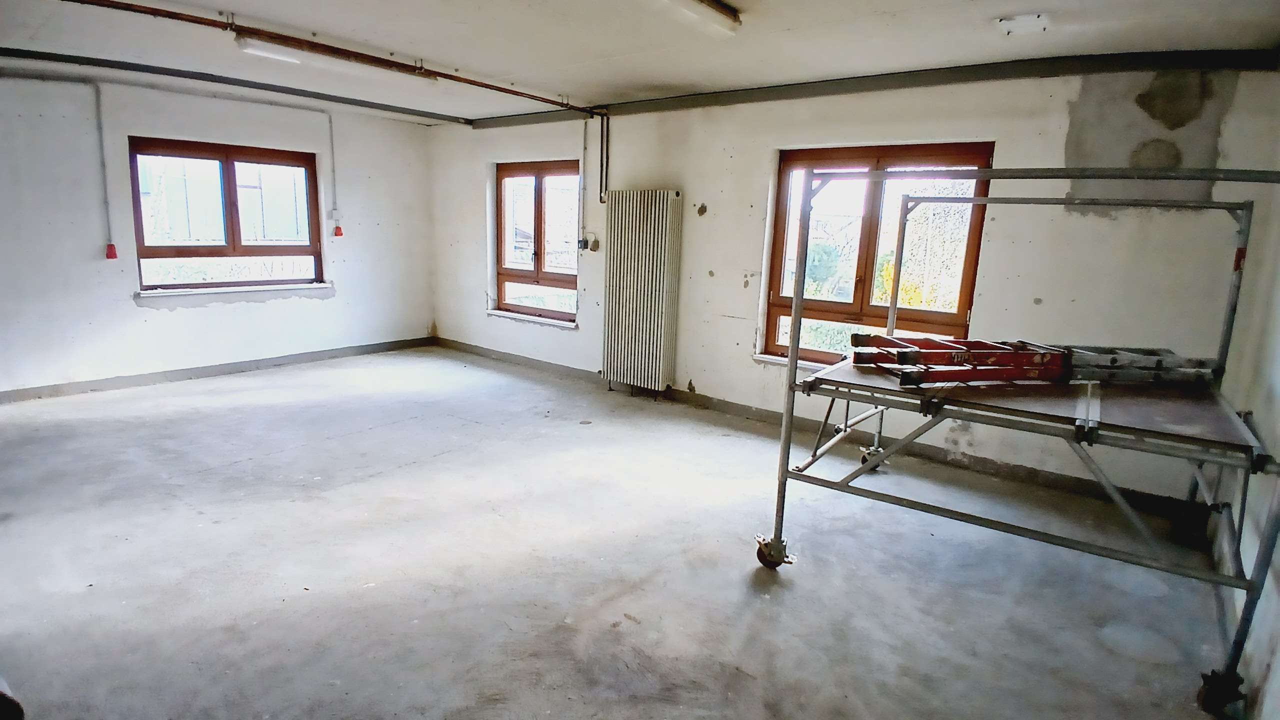 Thumbnail-Halle in Schwabenheim an der Selz 850,00 € 175 m²
