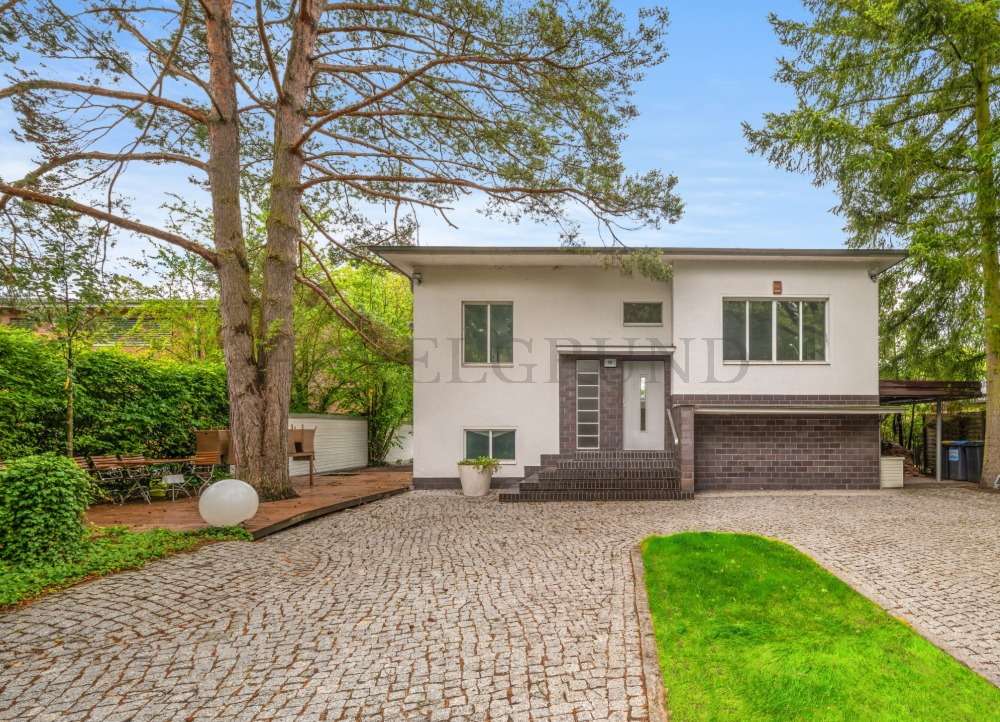 Thumbnail-Haus zum Mieten in Falkensee 2.800,00 € 220 m²