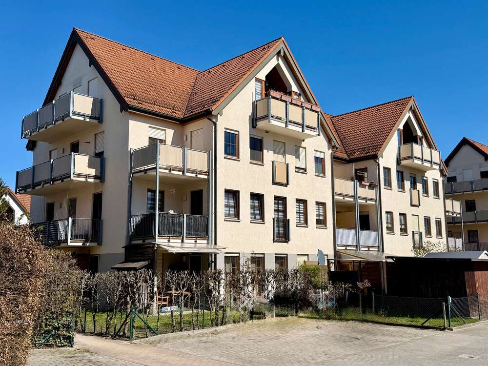 Thumbnail-Wohnung zum Kaufen in Leegebruch 170.000,00 € 58.19 m²