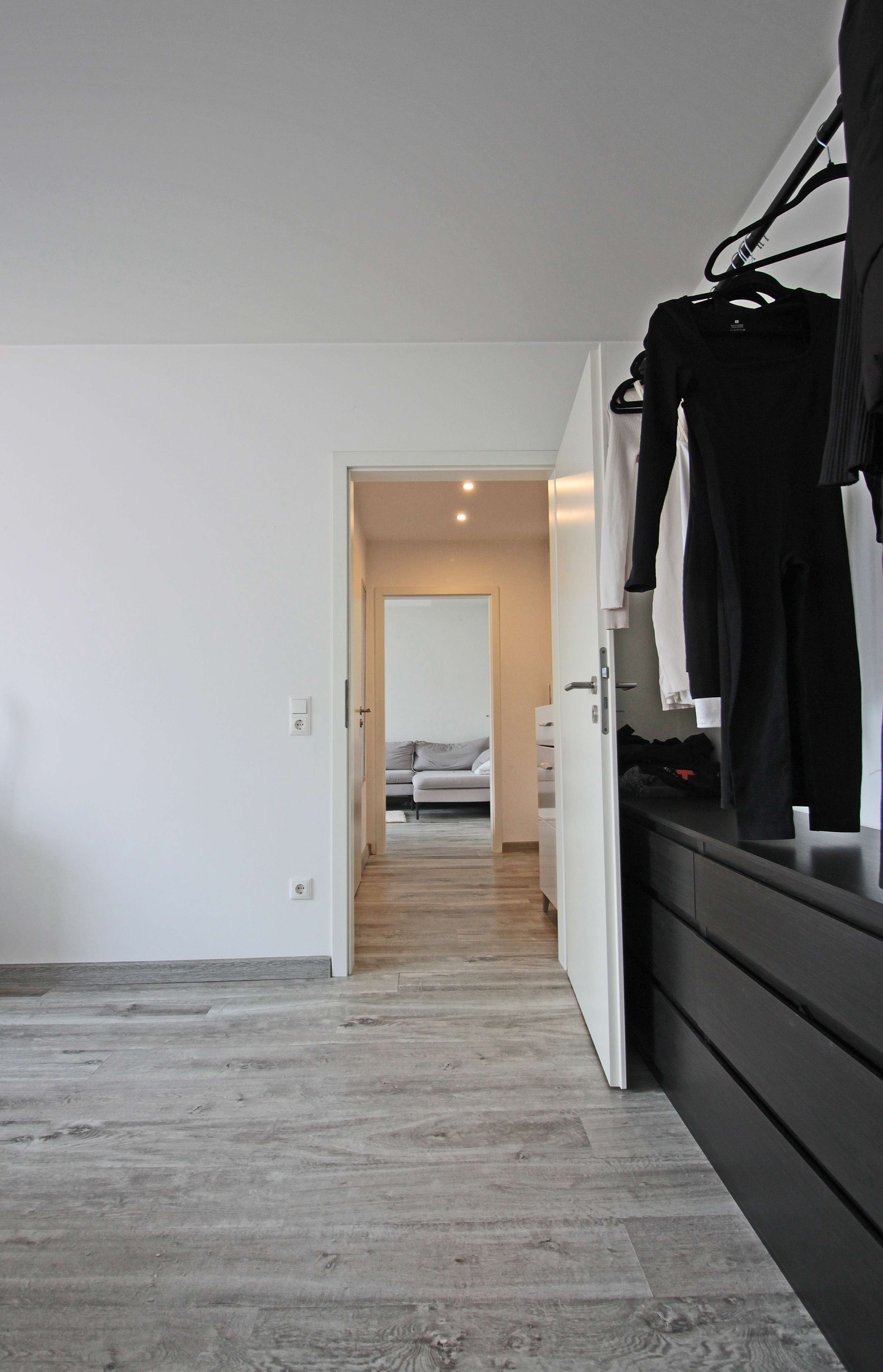 Thumbnail-Wohnung zum Kaufen in Königsbrunn 179.000,00 € 46.95 m²