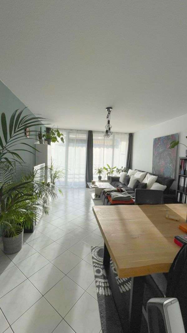 Thumbnail-Wohnung zum Kaufen in Wiesbaden 220.000,00 € 57.55 m²