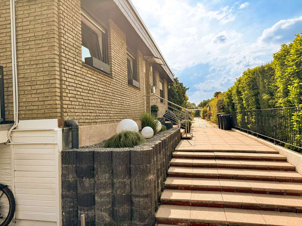 Thumbnail-Wohnung zum Kaufen in Neukirchen 349.000,00 € 134 m²