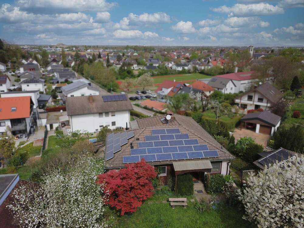 Thumbnail-Haus zum Kaufen in Buggingen 685.000,00 € 198.5 m²