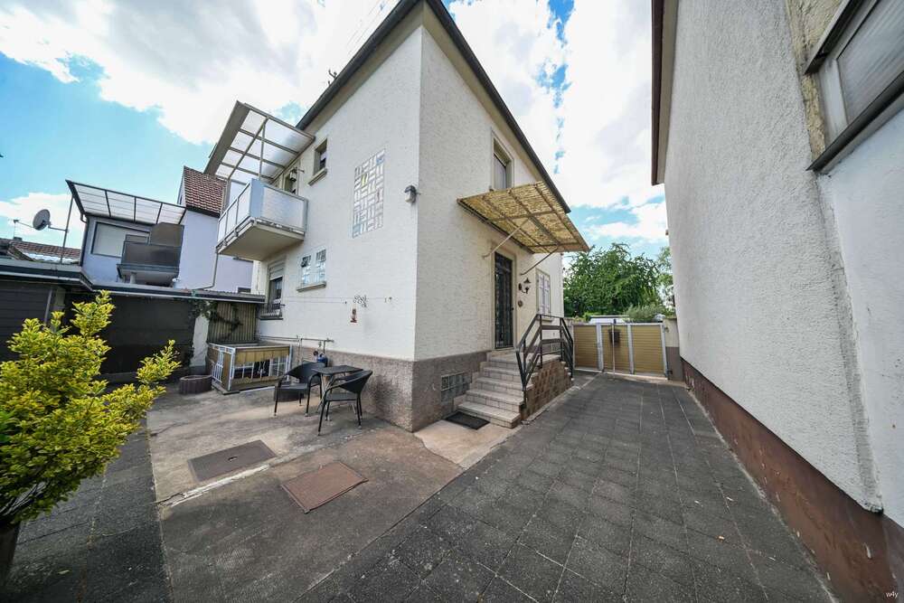 Thumbnail-Haus zum Kaufen in Böhl-Iggelheim 369.000,00 € 128 m²