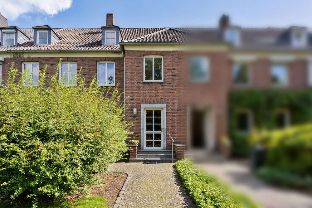 Thumbnail-Haus zum Kaufen in Krefeld 549.000,00 € 200.57 m²