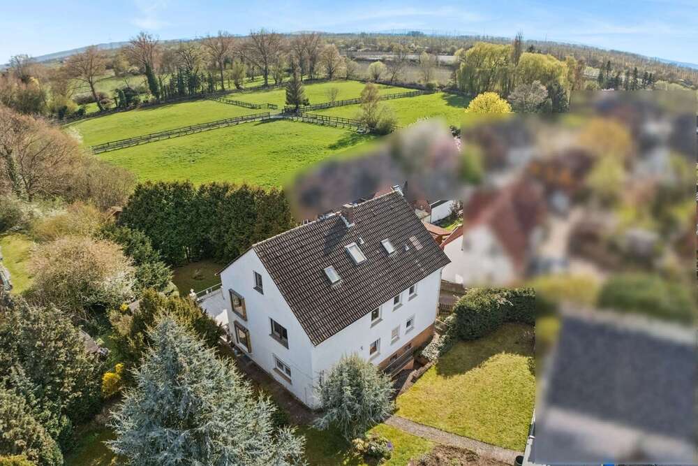 Thumbnail-Haus zum Kaufen in Laatzen 360.000,00 € 181.35 m²