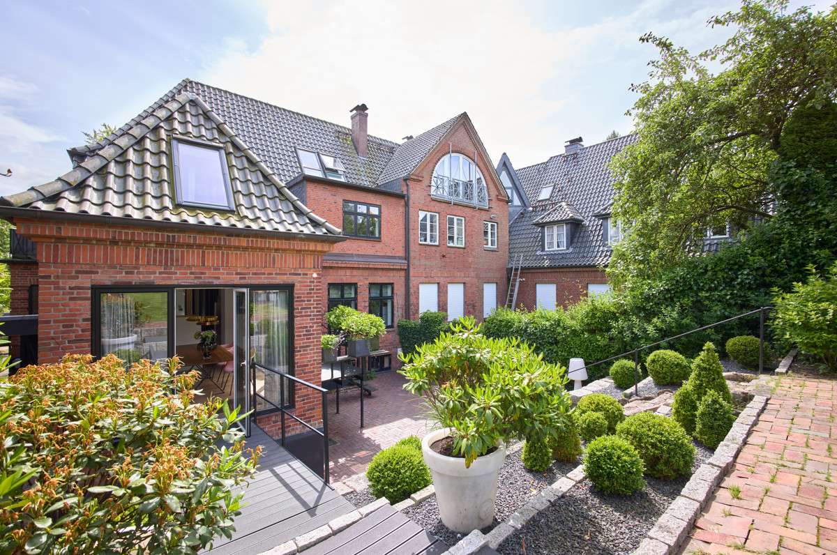 Thumbnail-Haus zum Kaufen in Flensburg 995.000,00 € 181.17 m²