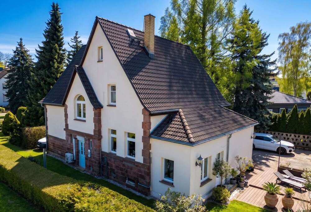 Thumbnail-Haus zum Kaufen in Taucha 699.000,00 € 230 m²