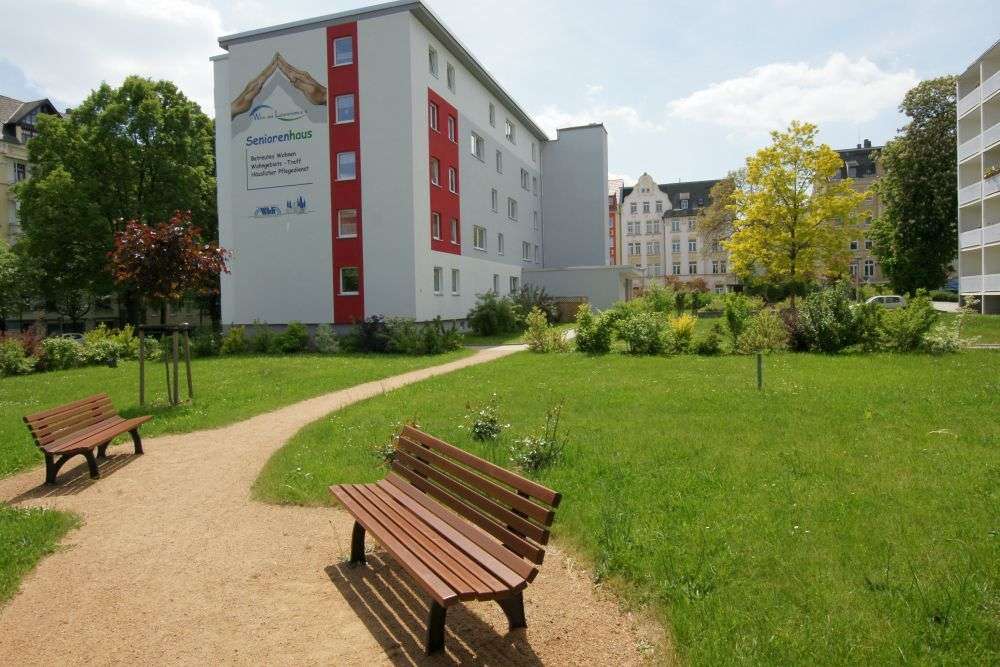 Thumbnail-Wohnung zum Mieten in Plauen 233,09 € 27.39 m²