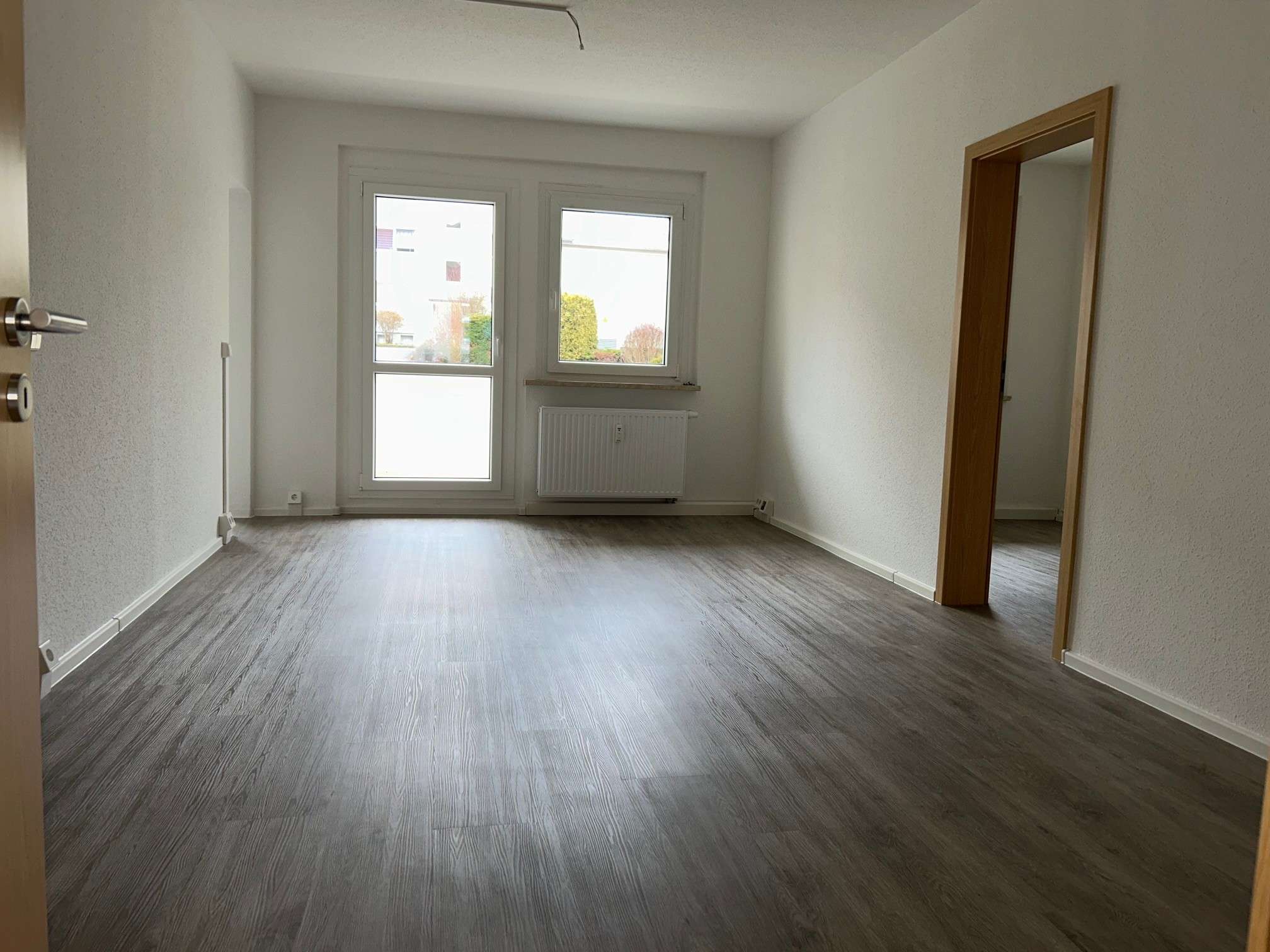 Thumbnail-Wohnung zum Mieten in Wilkau-Haßlau 350,00 € 58 m²