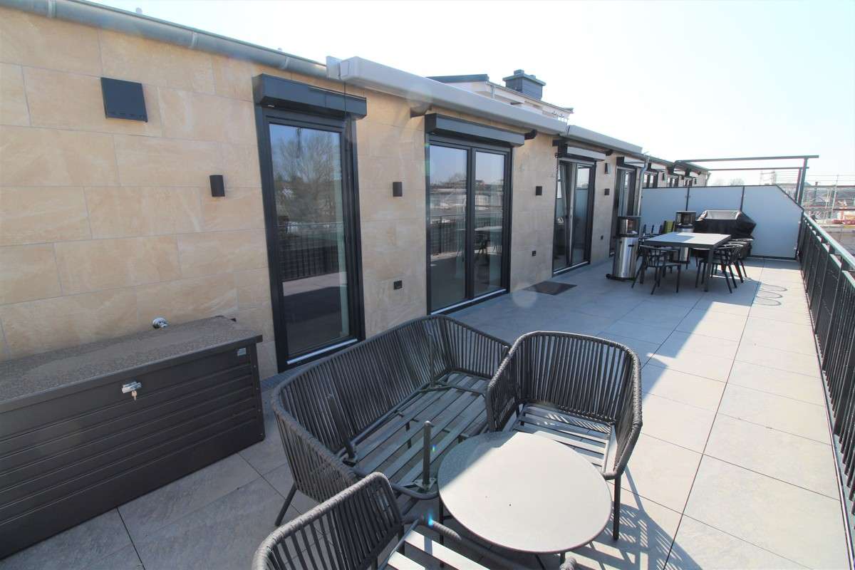 Thumbnail-Wohnung zum Mieten in Offenbach Bieber 2.100,00 € 120 m²