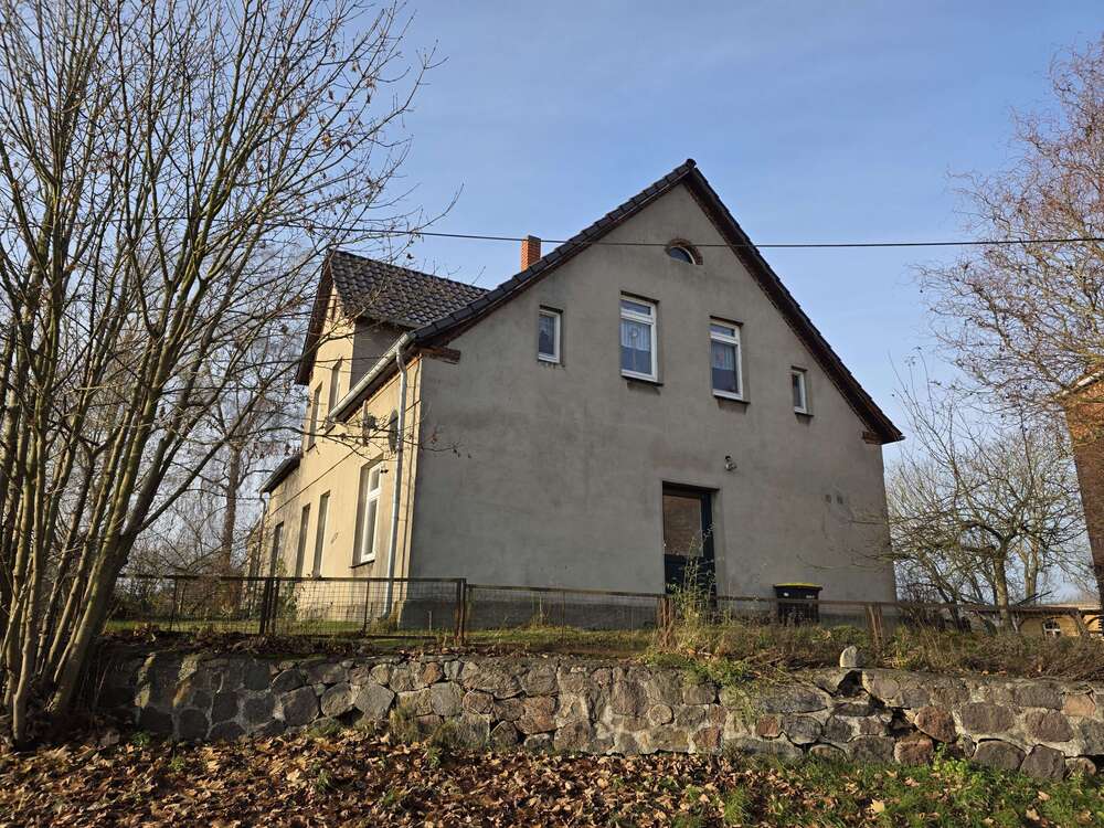 Thumbnail-Haus zum Kaufen in Ganzlin 160.000,00 € 230 m²