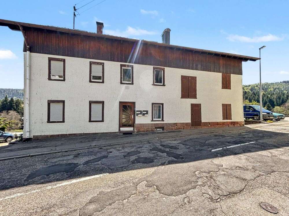 Thumbnail-Haus zum Kaufen in Bad Wildbad 305.000,00 € 140 m²