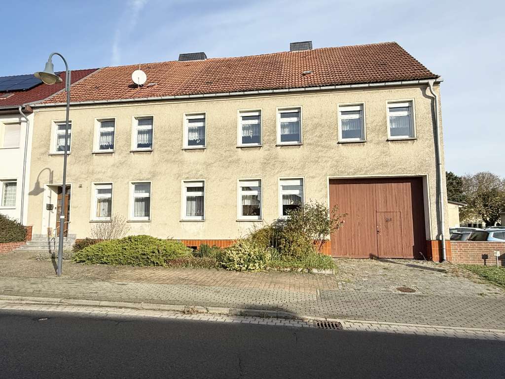 Thumbnail-Haus zum Kaufen in Klötze 299.000,00 € 306 m²