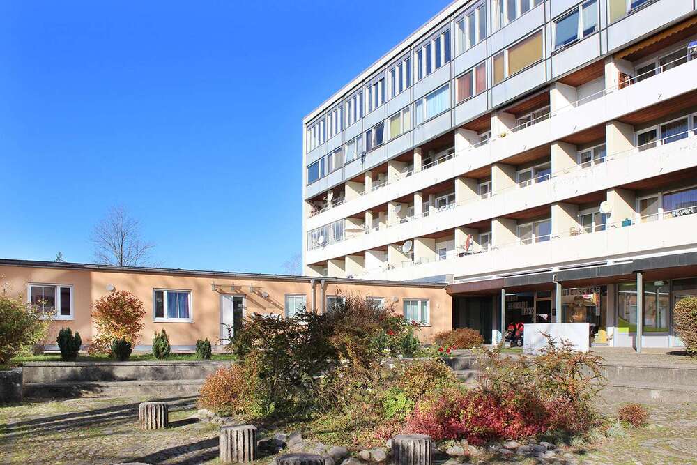 Thumbnail-Wohnung zum Kaufen in Traunreut 95.000,00 € 52 m²