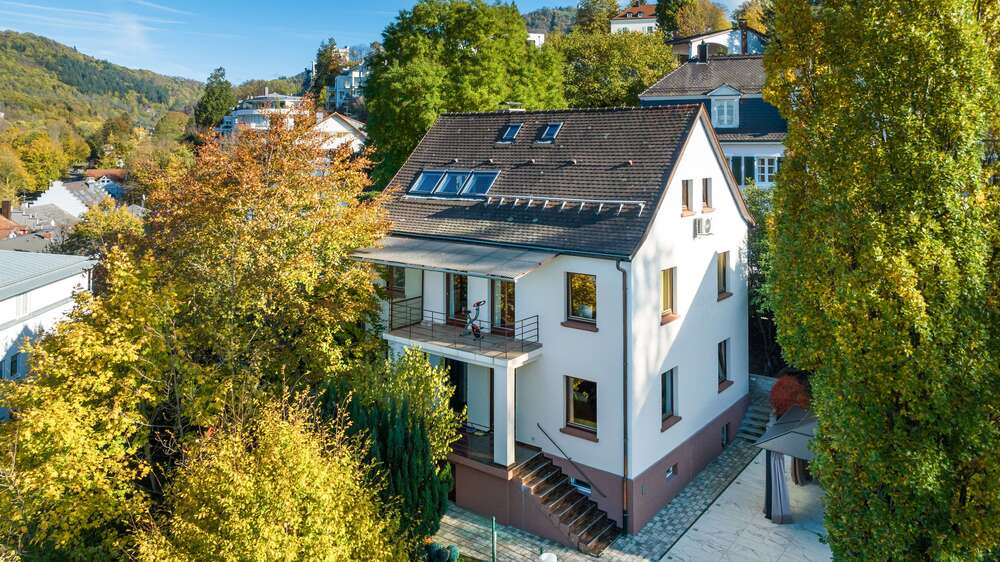 Thumbnail-Haus zum Kaufen in Baden-Baden 1.550.000,00 € 253 m²