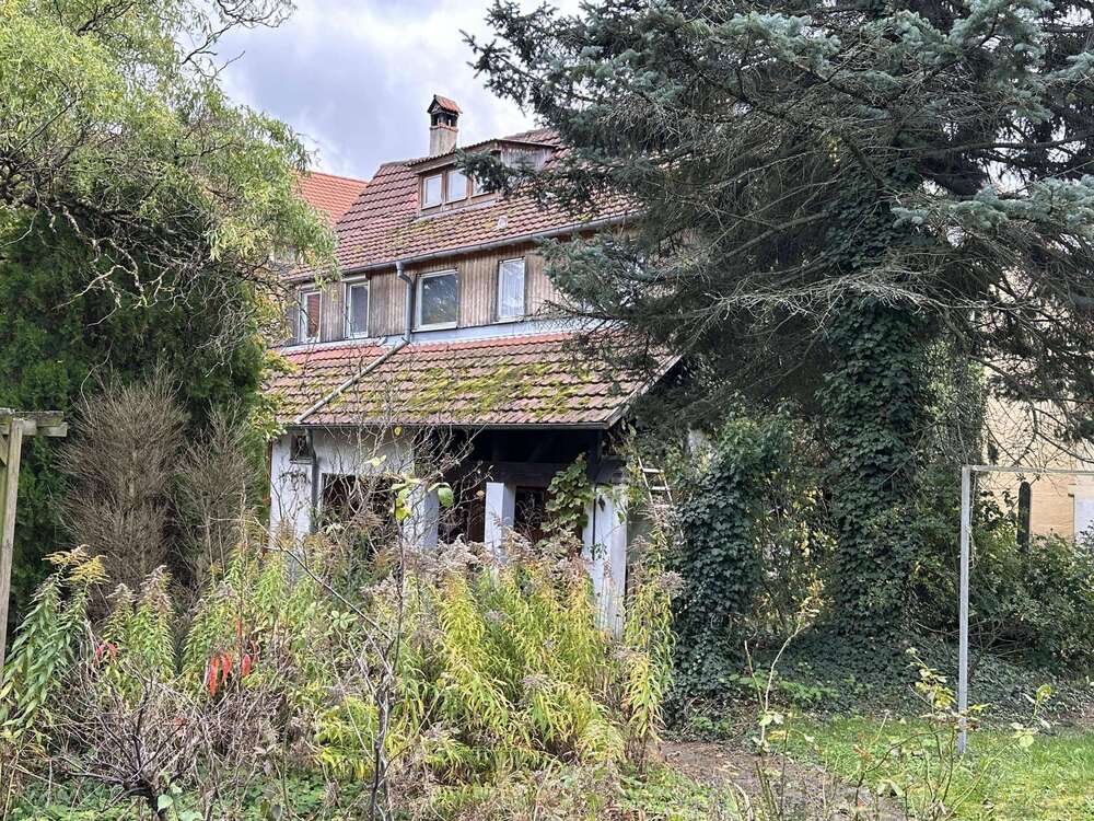 Thumbnail-Haus zum Kaufen in Ofterdingen 250.000,00 € 160 m²