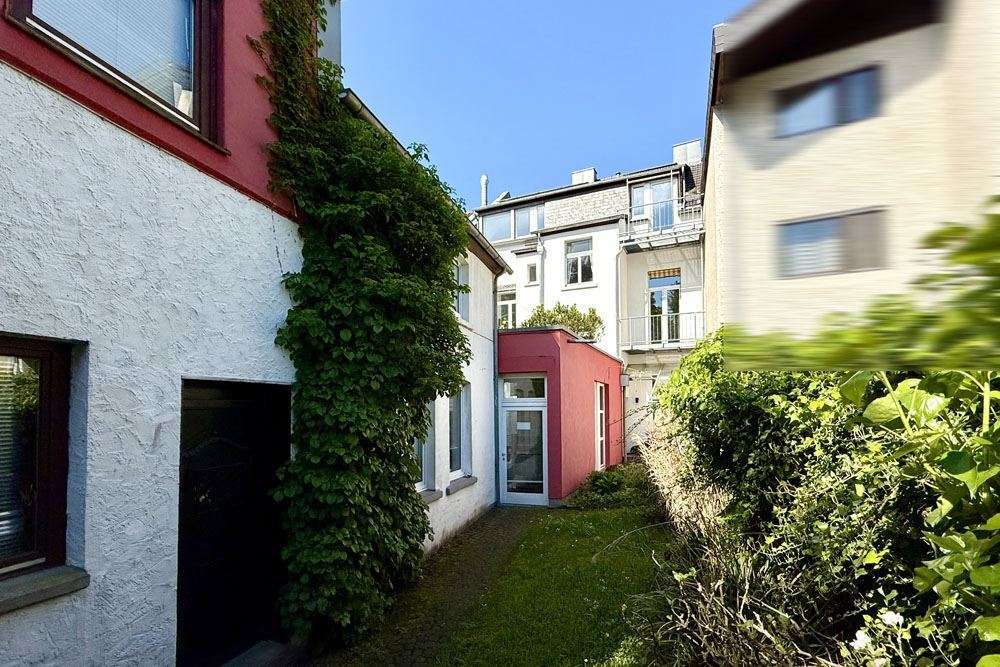 Thumbnail-Haus zum Kaufen in Bad Honnef 545.000,00 € 360 m²