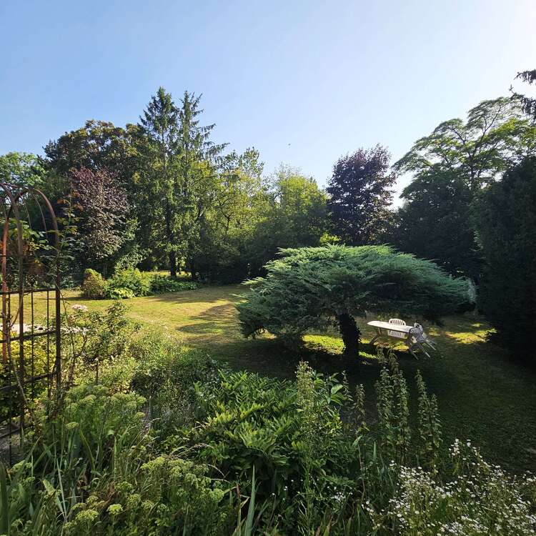 Thumbnail-Haus zum Kaufen in Wiesbaden 1.790.000,00 € 416.45 m²