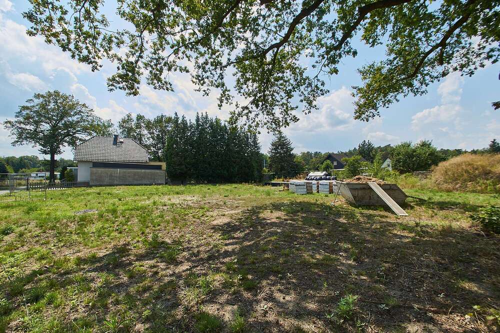 Thumbnail-Grundstück zu verkaufen in Kleinleipisch 150.000,00 € 2531 m²