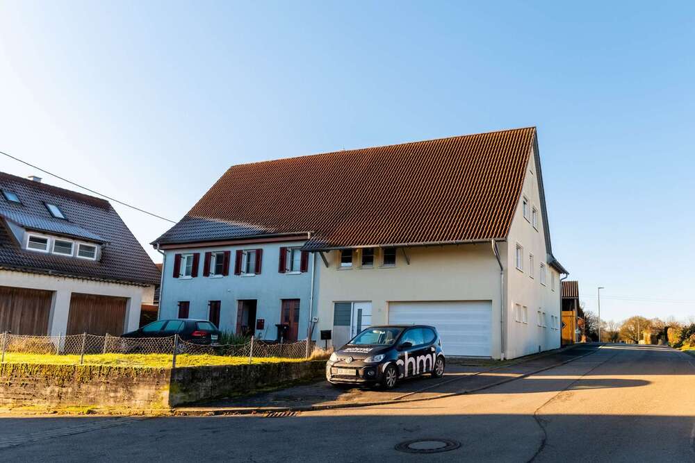 Thumbnail-Haus zum Kaufen in Neustetten 479.000,00 € 340 m²