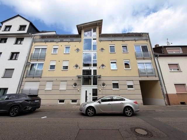 Thumbnail-Wohnung zum Kaufen in Ludwigshafen 250.000,00 € 95.72 m²
