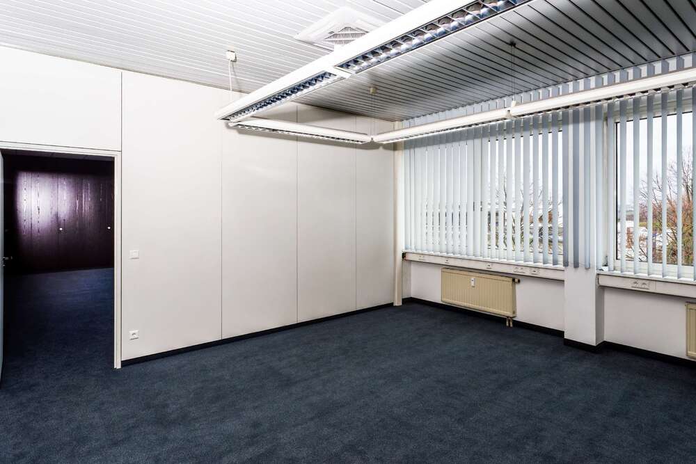 Thumbnail-Büro in Fellbach 1.125,00 € 149 m²
