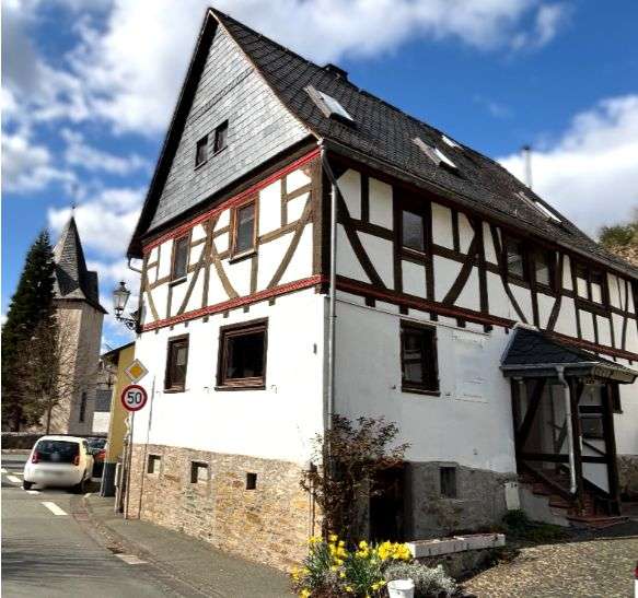 Thumbnail-Haus zum Kaufen in Braunfels Tiefenbach 199.000,00 € 170 m²