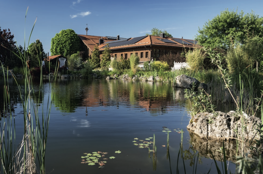 Thumbnail-Haus zum Kaufen in Gstadt am Chiemsee 9.500.000,00 € 2200 m²