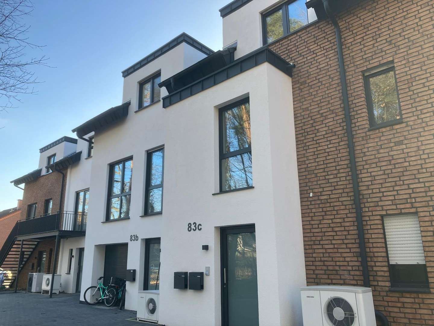 Thumbnail-Haus zum Kaufen in Schloß Holte-Stukenbrock 495.000,00 € 166 m²