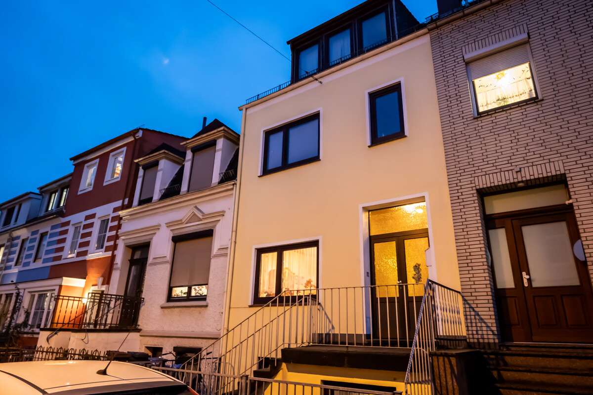 Thumbnail-Haus zum Kaufen in Bremen 278.000,00 € 153.95 m²