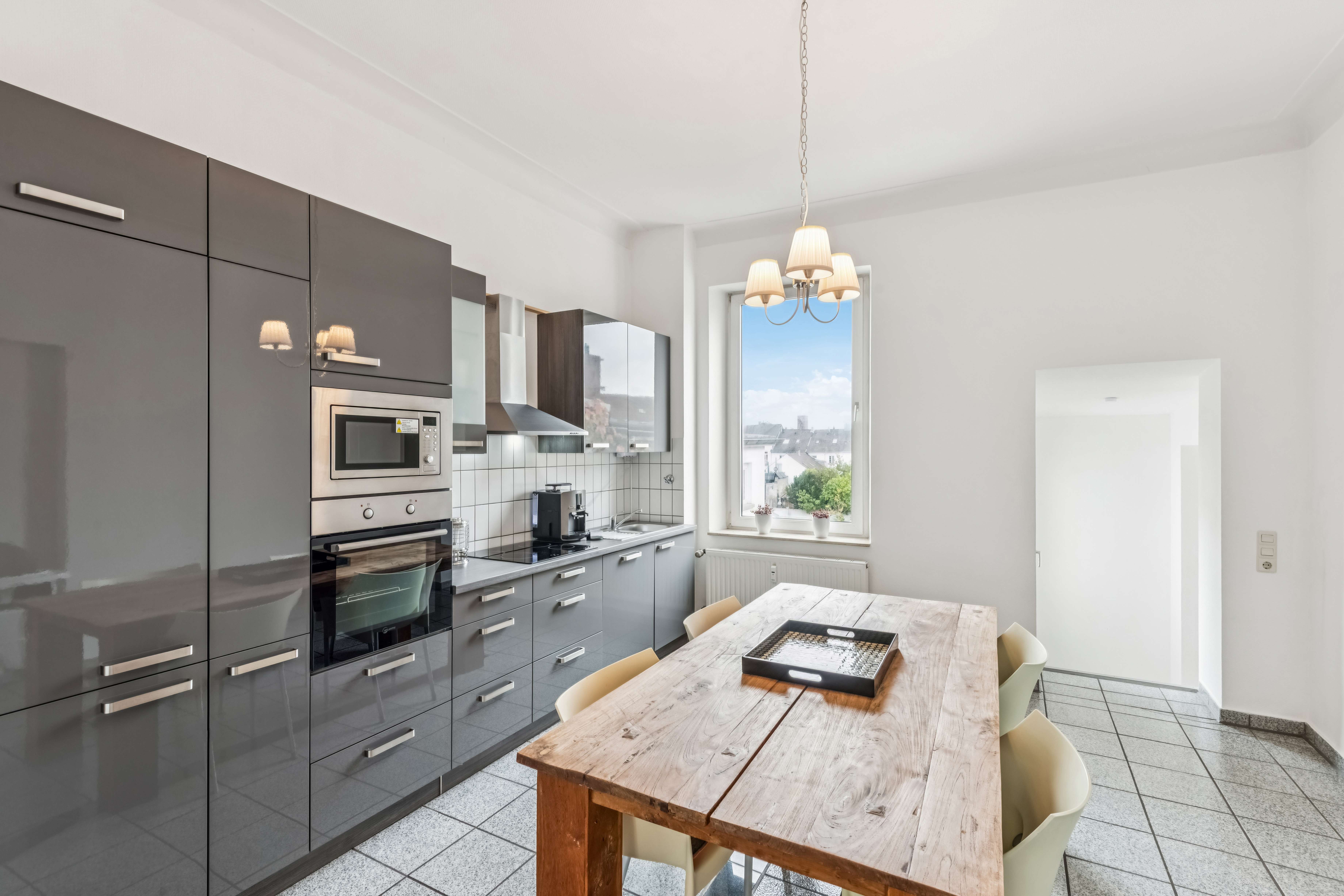 Thumbnail-Wohnung zum Kaufen in Krefeld 190.000,00 € 80 m²