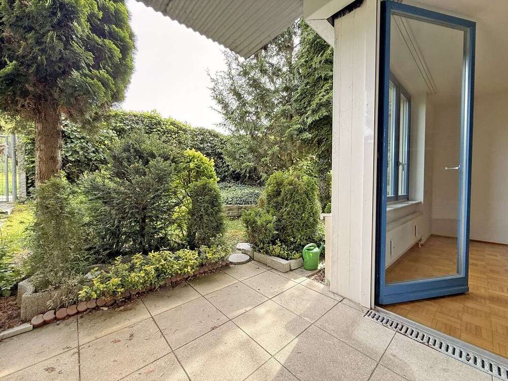 Thumbnail-Wohnung zum Kaufen in Stuttgart 172.000,00 € 46.87 m²