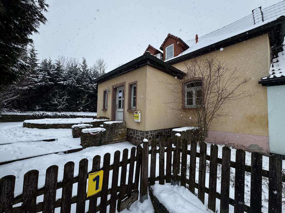 Thumbnail-Haus zum Kaufen in Querfurt 69.000,00 € 101 m²