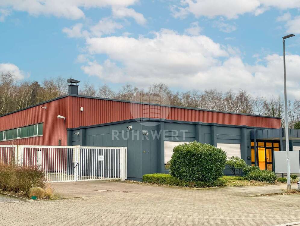 Thumbnail-Halle in Essen 9.620,00 € 1050 m²