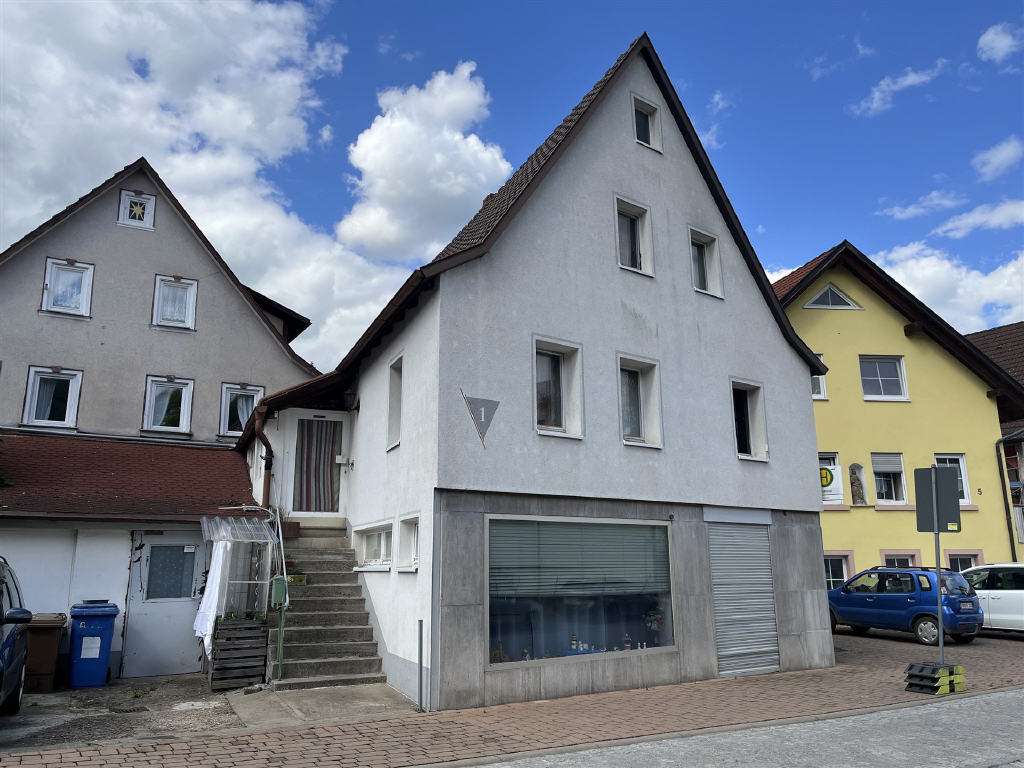 Thumbnail-Haus zum Kaufen in Lauda-Königshofen-Oberlauda 99.500,00 € 92 m²