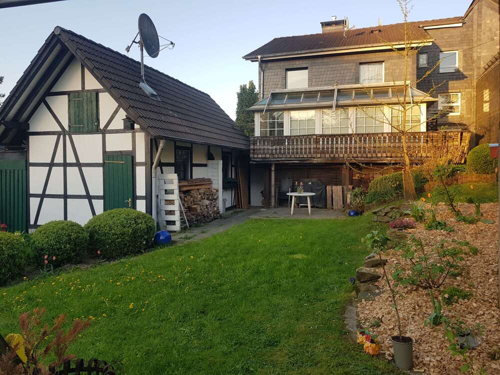 Thumbnail-Haus zum Kaufen in Wipperfürth 325.000,00 € 270 m²