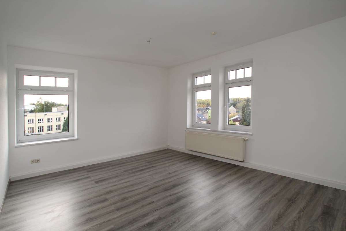Thumbnail-Wohnung zum Mieten in GornauErzgeb. 300,00 € 62 m²