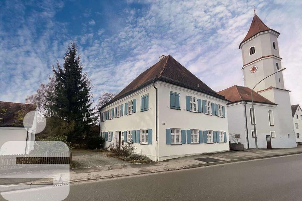 Thumbnail-Haus zum Kaufen in Neu-Ulm 438.000,00 € 220 m²