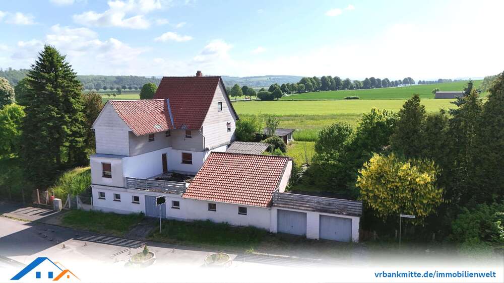 Thumbnail-Haus zum Kaufen in Northeim 95.000,00 € 143 m²