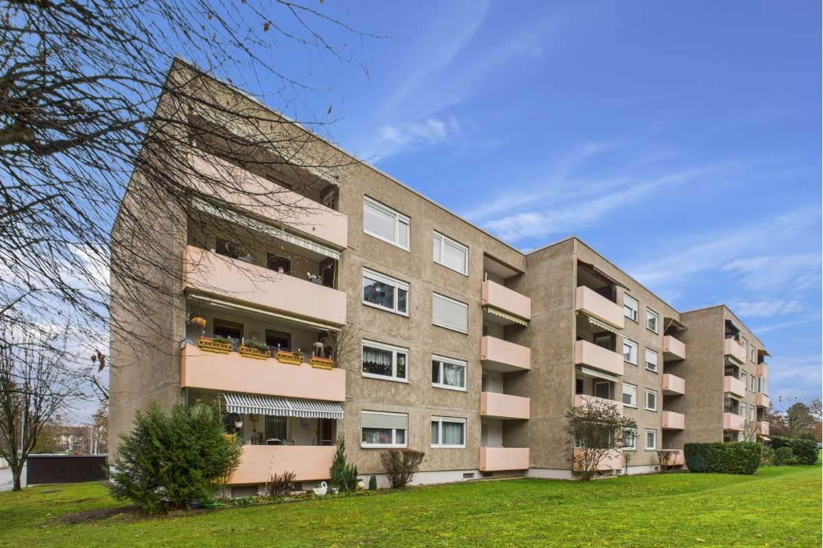 Thumbnail-Wohnung zum Kaufen in Böblingen 274.000,00 € 69.96 m²