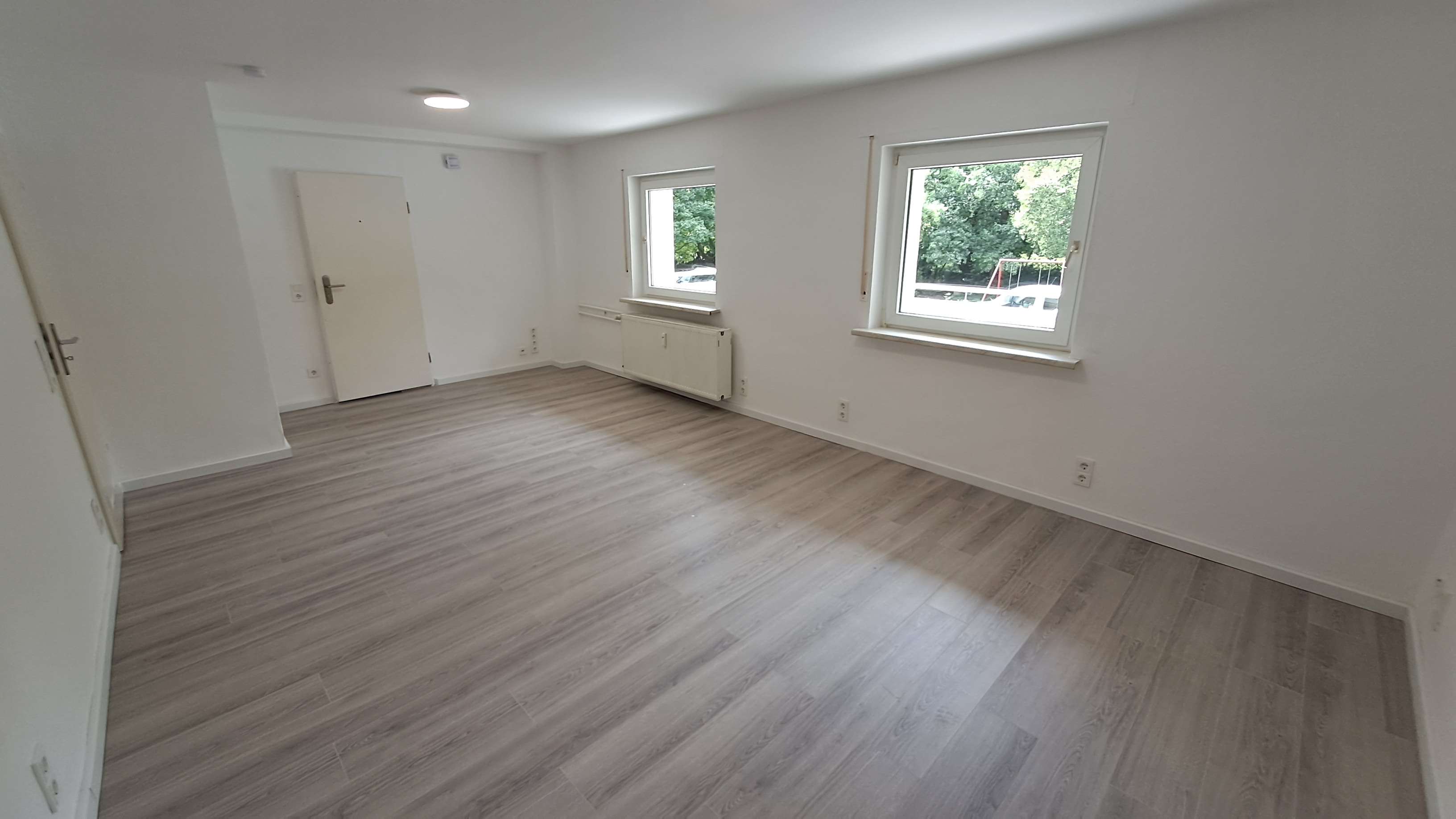 Thumbnail-Wohnung zum Mieten in Wiesbaden- Medenbach 600,00 € 45 m²