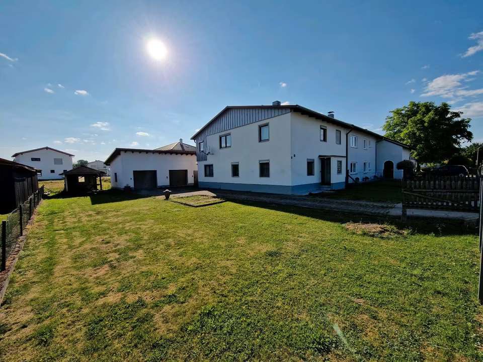 Thumbnail-Haus zum Kaufen in Osterhofen 340.000,00 € 201 m²