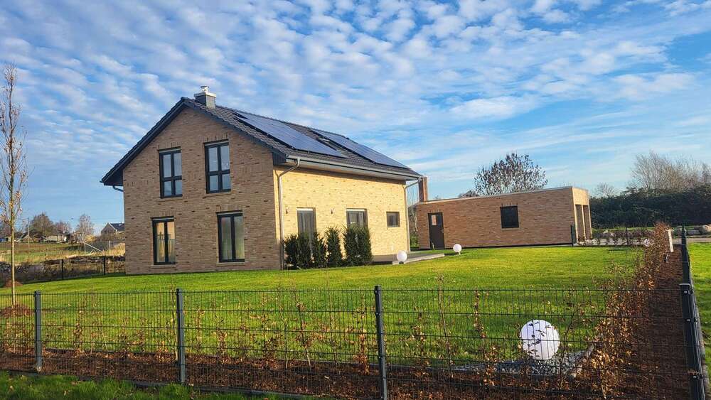 Thumbnail-Haus zum Kaufen in Dobin am See OT Liessow 585.000,00 € 158 m²