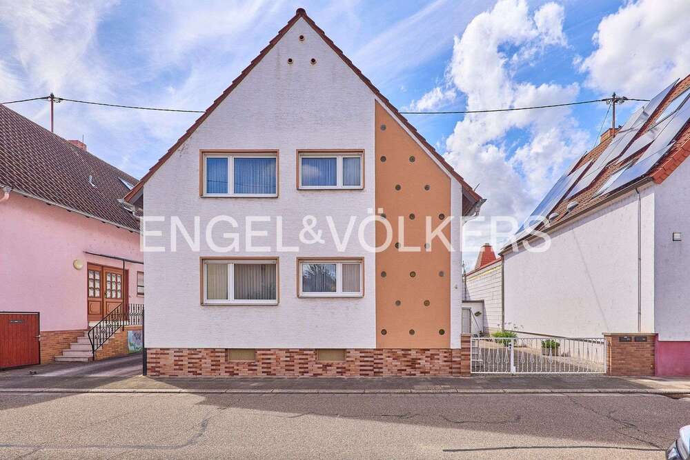 Thumbnail-Haus zum Kaufen in Böhl-Iggelheim 220.000,00 € 119 m²