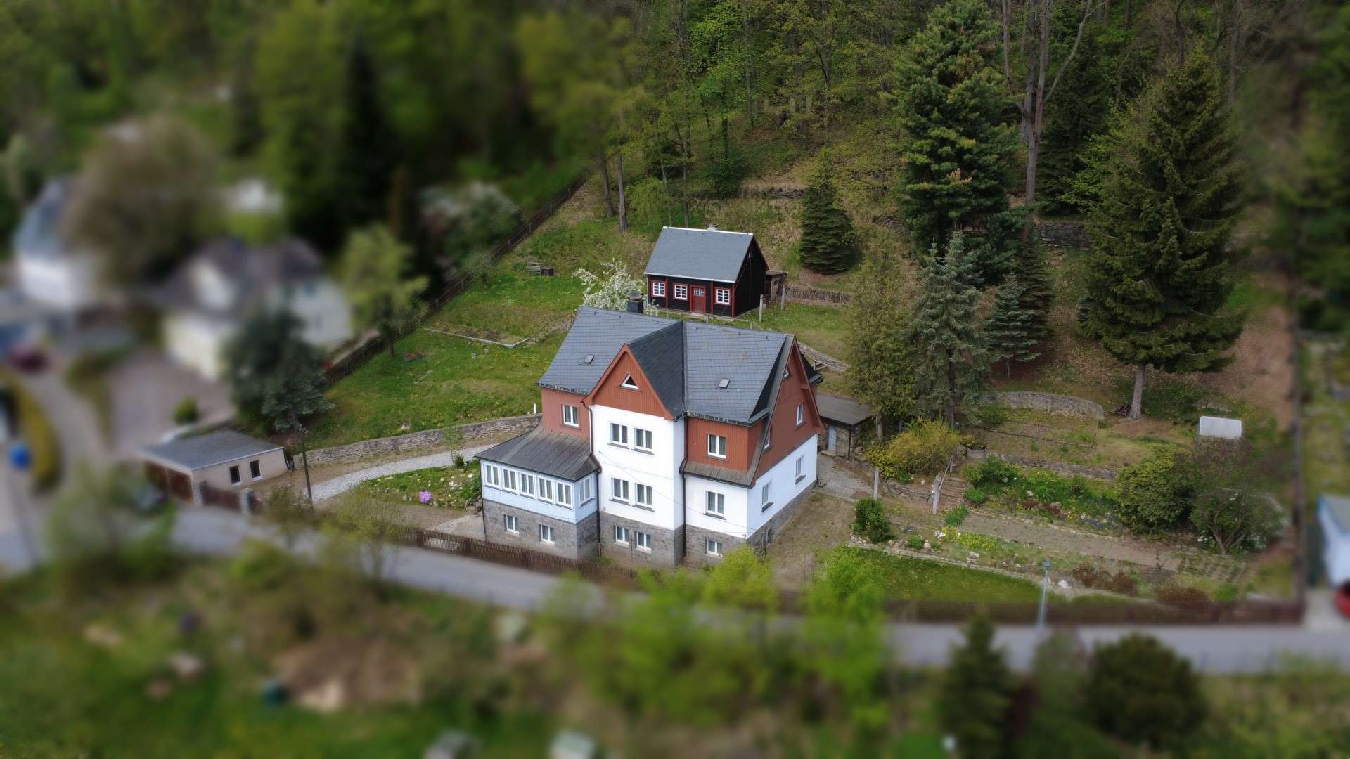 Thumbnail-Haus zum Kaufen in Annaberg-Buchholz 279.000,00 € 230 m²